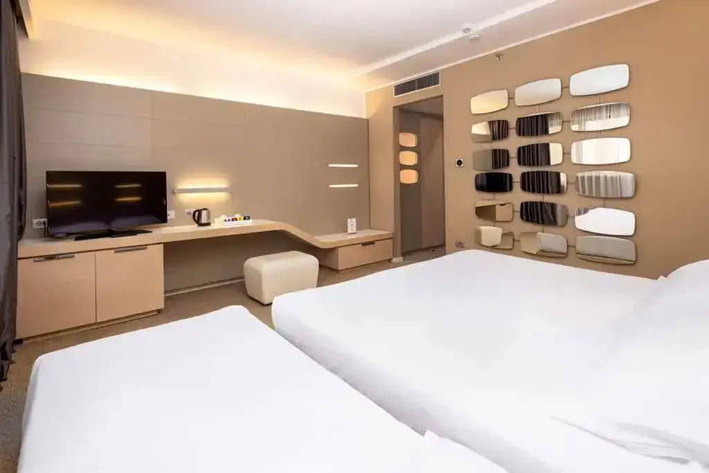 Отель Best Western Plus Tower Hotel Bologna
