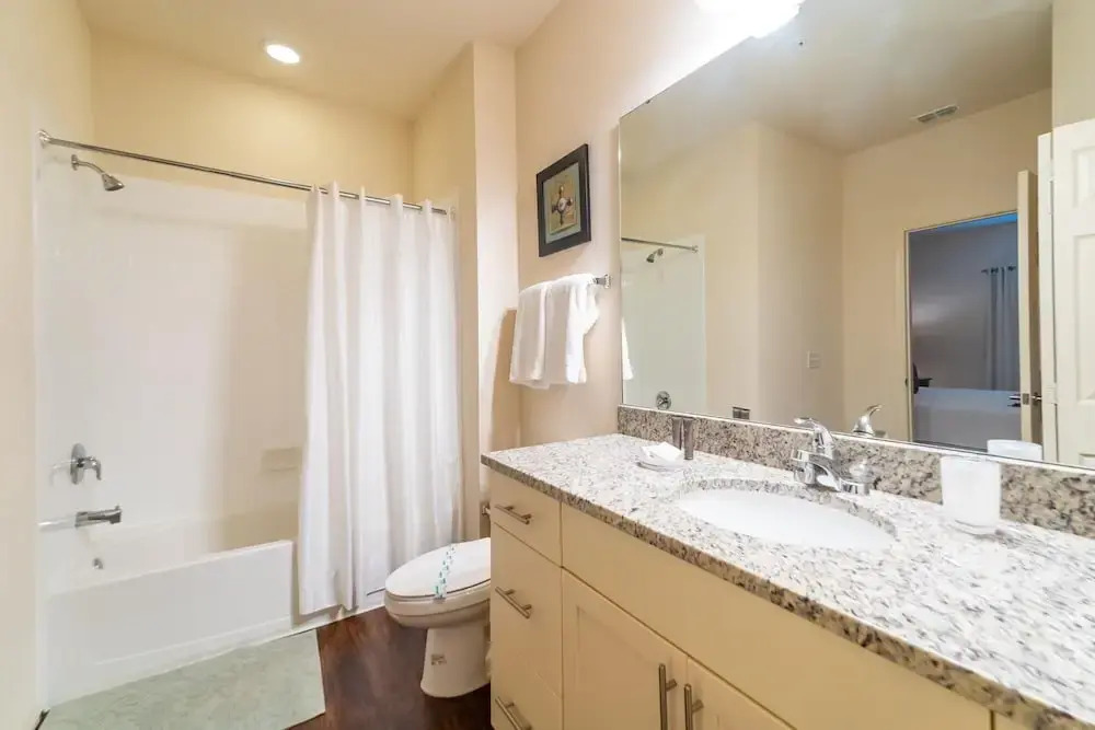 November Special at WL 4 Bed 3 Bath ID: 256178