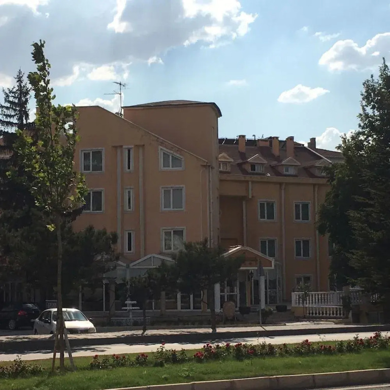 Coskuntuna Hotel