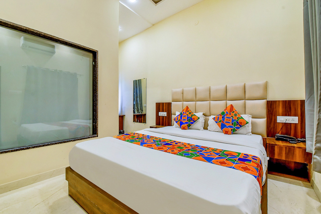FabHotel Dosa Plaza