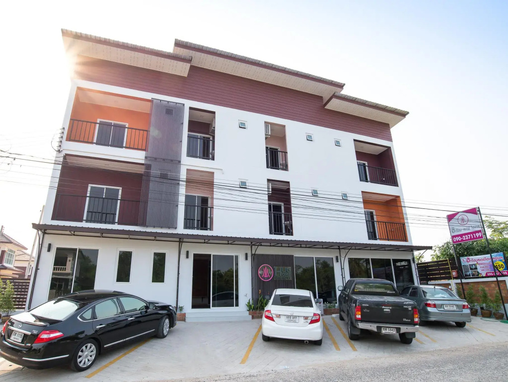 Hug Home Stay Hotel