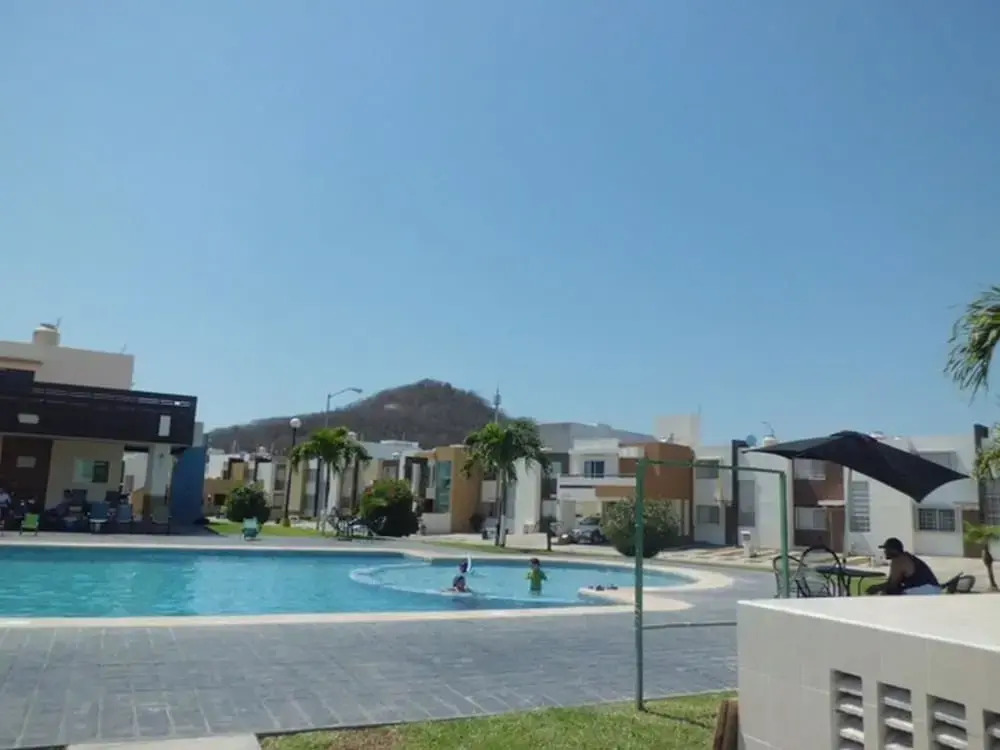 Casa Villa R