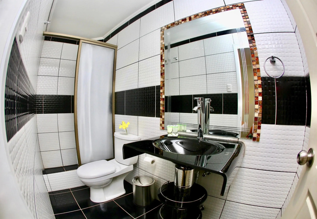 Yakana Hotel