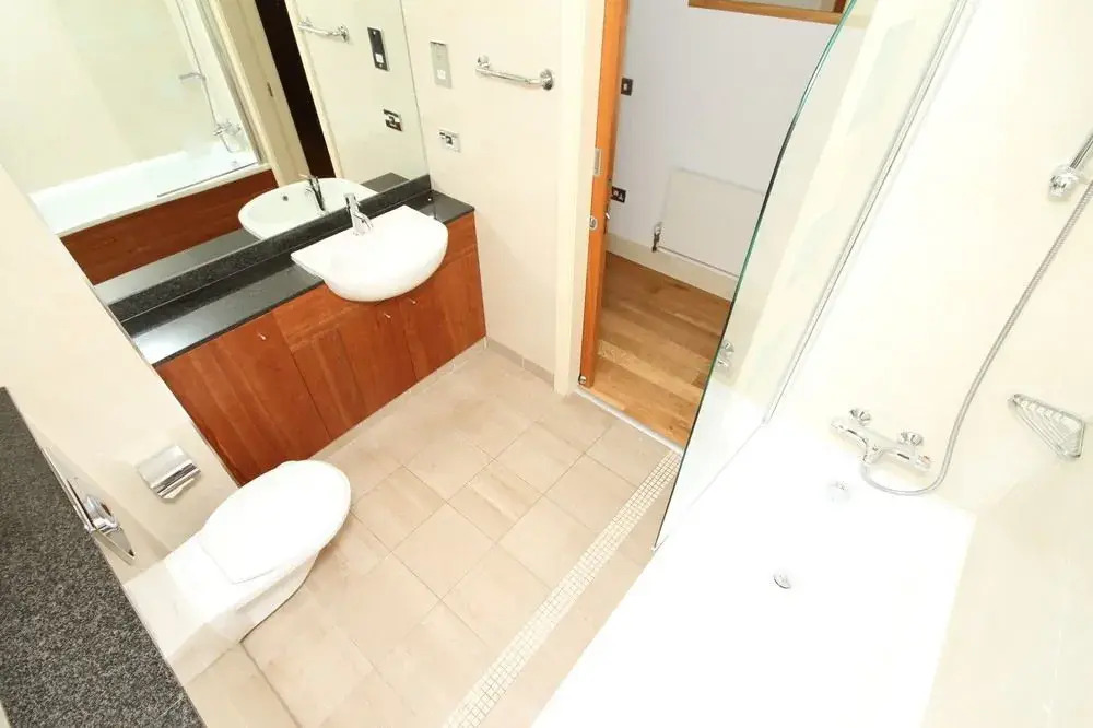 Georges Street Luxury Apartment
