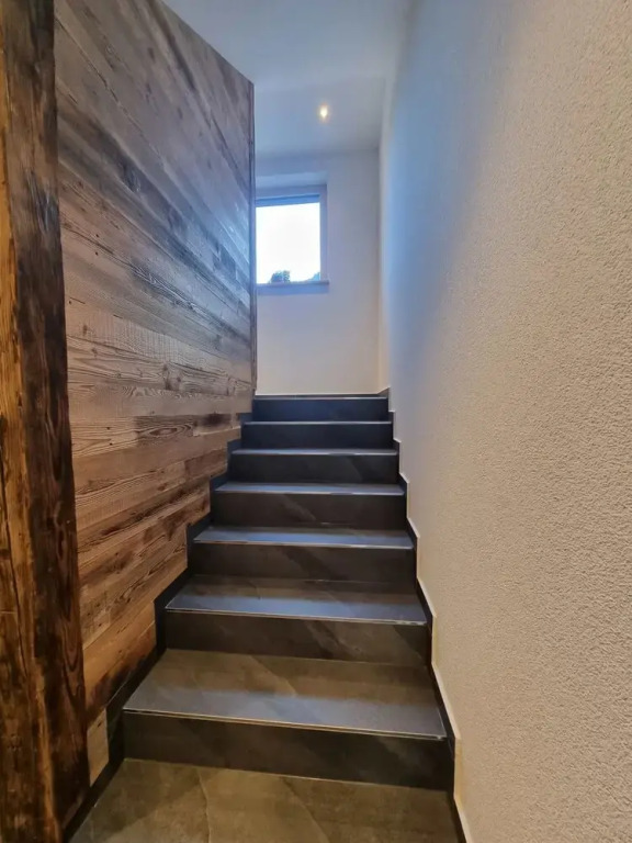 Leo See in See With 7 Bedrooms and 6 Bathrooms
