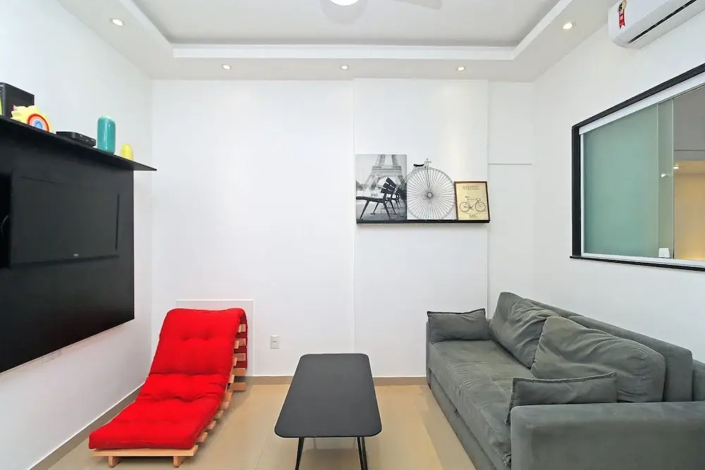 Rio Spot U051 quadra da praia