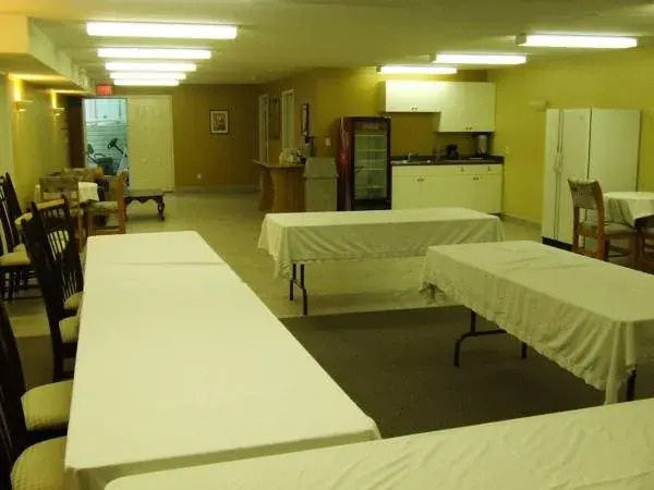 Ponderosa Motor Inn