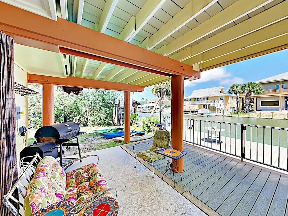 3BR Private Dock House Key Allegro by RedAwning