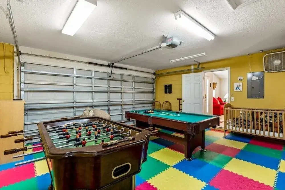 SC1041 Resort Amenities Private Pool and Spa Games Room and Wi Fi by R