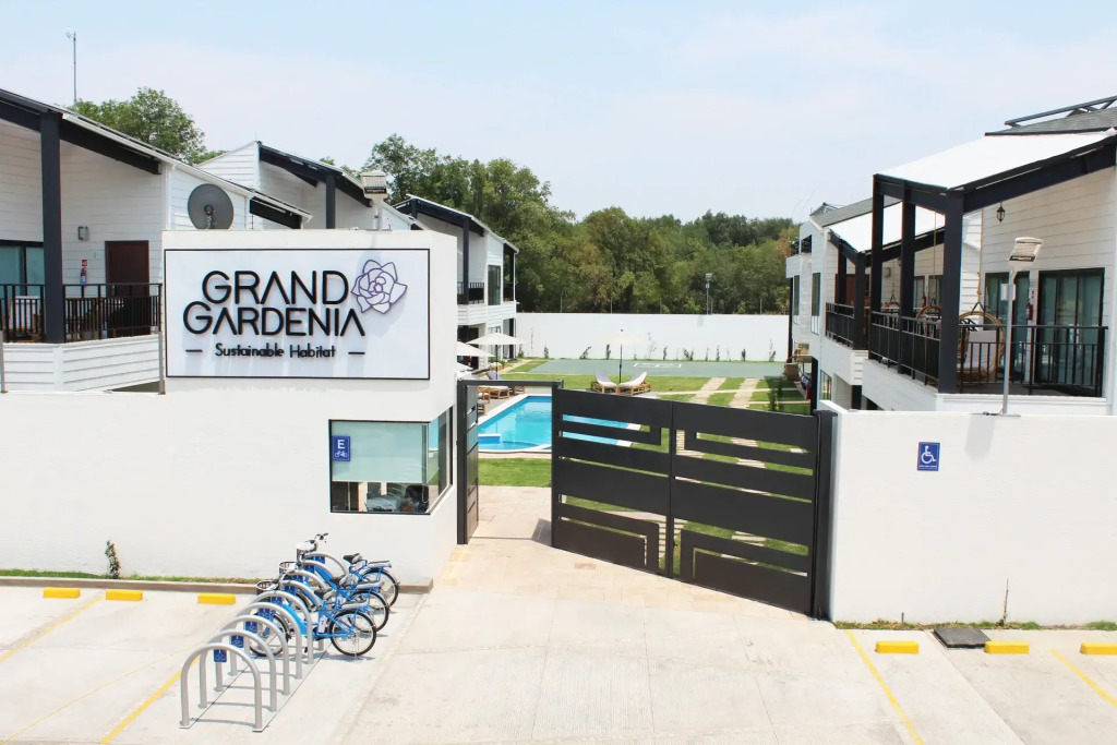 Grand Gardenia