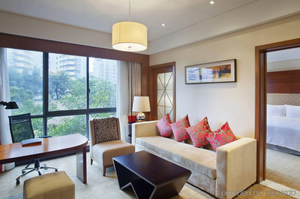 Отель Palace Hotels (Chongqing Nanbin Road Holy Land Hot Spring Branch)