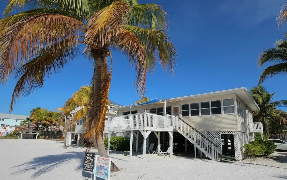 50 Ave E 2 Bedrooms 2 Bathrooms Home
