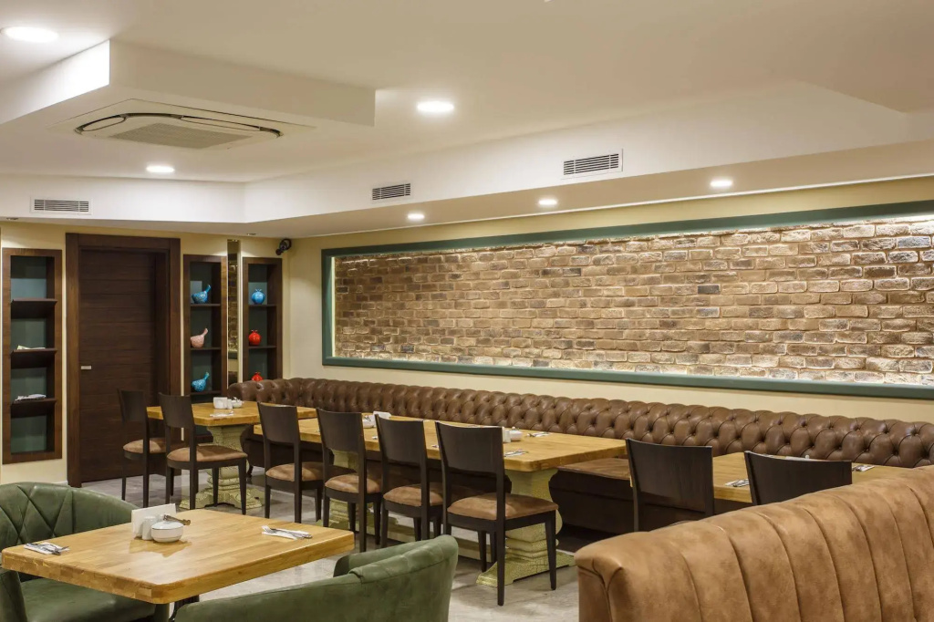 Antroyal Hotel