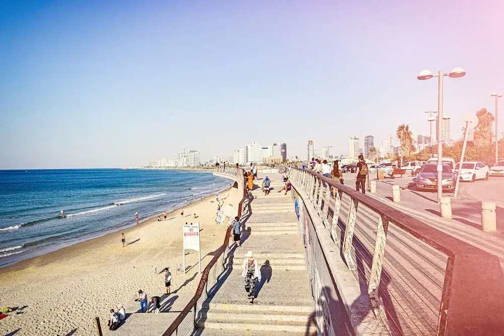 Beachfront w Views to Sea & Old City