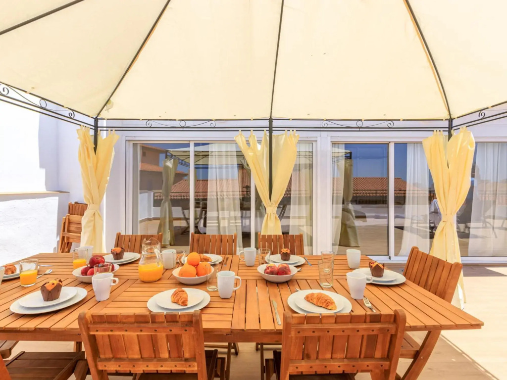 LA MERCED Penthouse 4BR 2BT Private Terrace