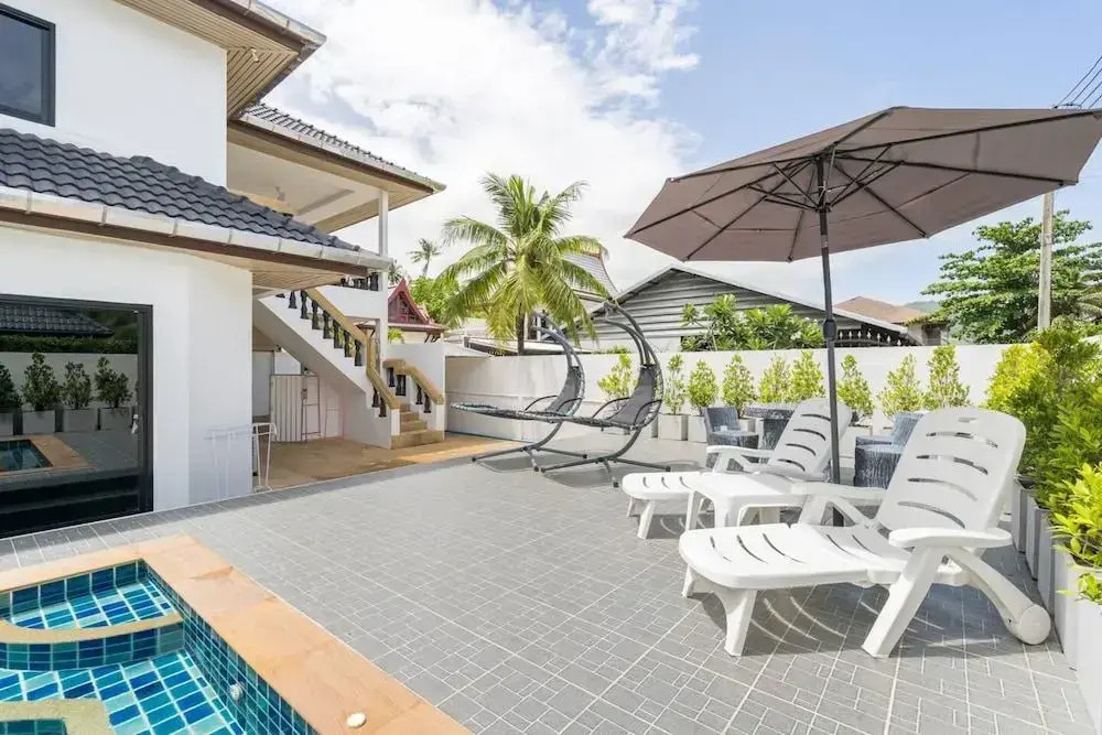 Chonlada Holiday Home - 2 BR Pool Access Bungalow - Kamala Beach