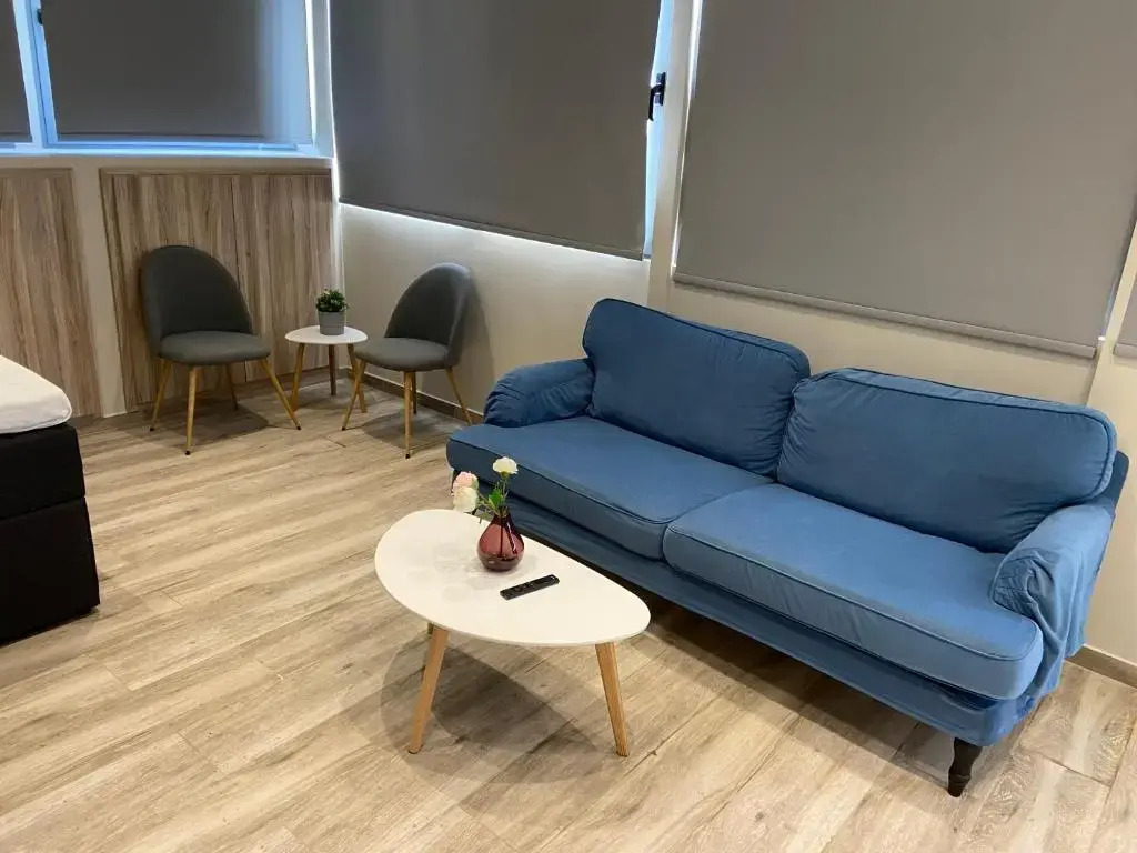 Connect Studios & Apartments