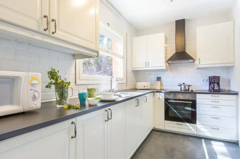 Apartment - 3 Bedrooms with Pool - 107488
