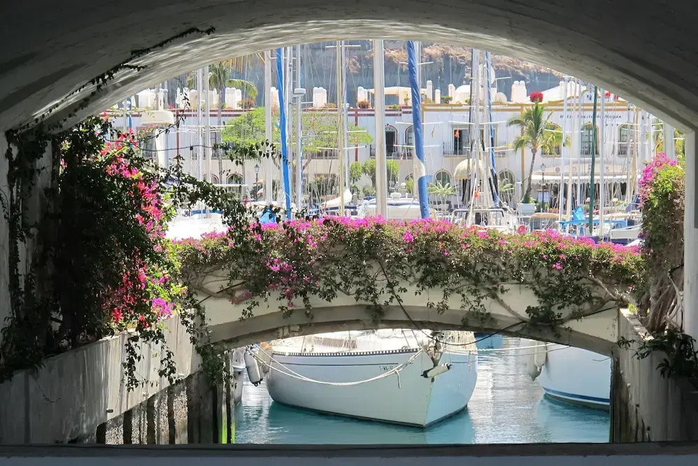Puerto De Mogan Harbour 371 by El Sirocco