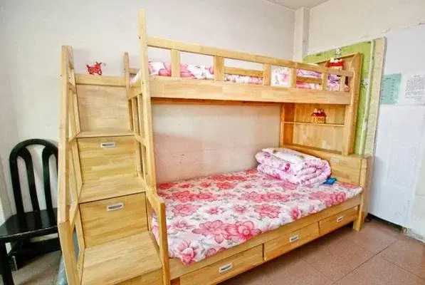 Backpacker Youth Hostel
