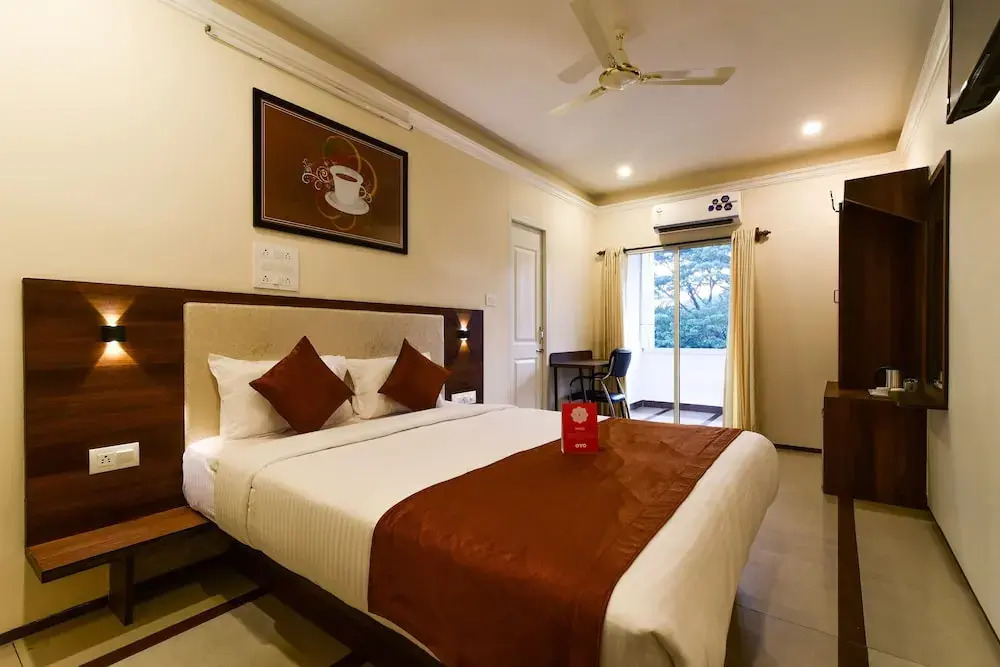 OYO 9517 Hotel Sunheads