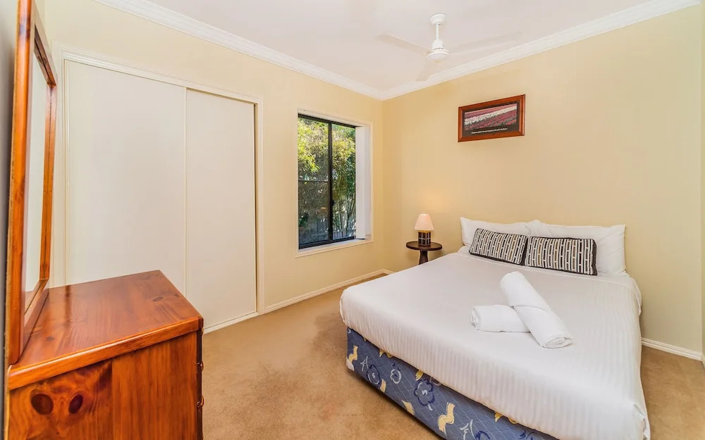 Oceania Cottage 29