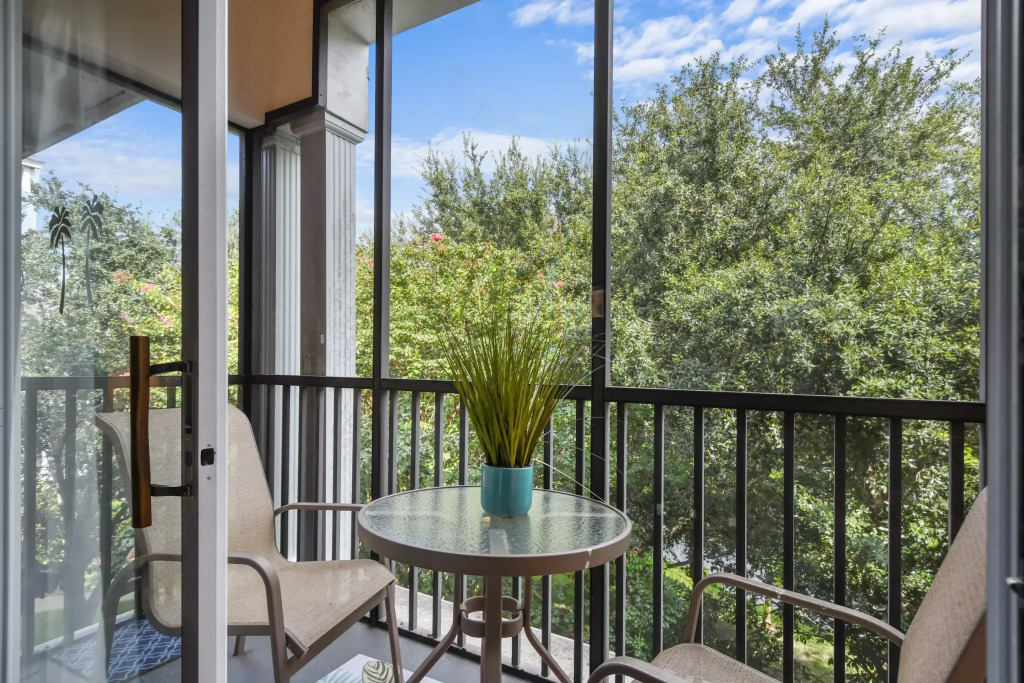 Bahama Bay Beautiful 3 Bedrooms Condo