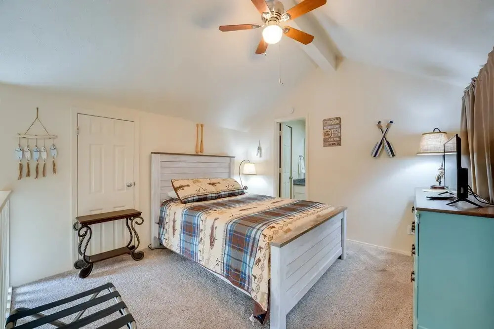 Branson Vacation Rental w/ Loft ~ 4 Mi to Downtown