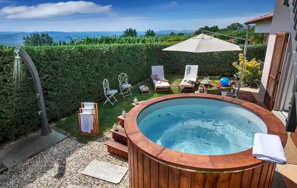 Roncaglia Suite