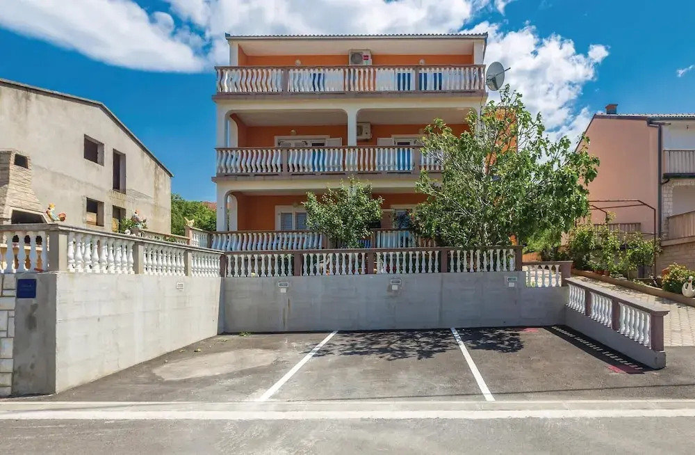 Nice Home in Senj With Wifi and 3 Bedrooms