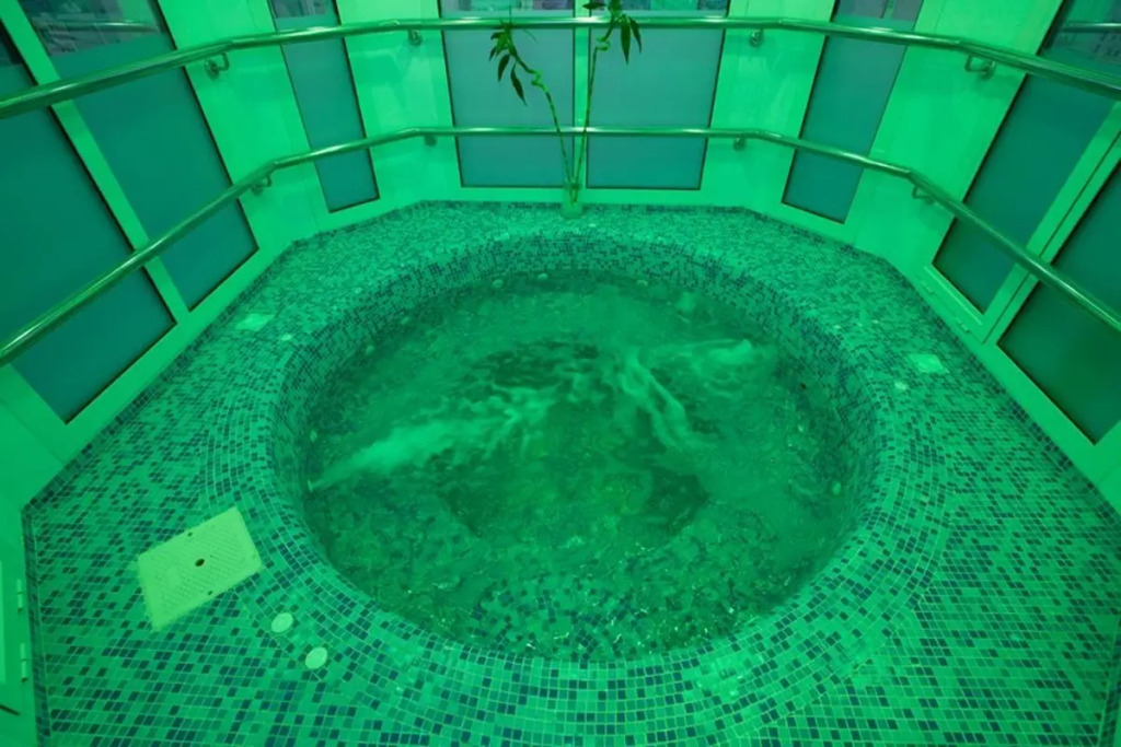 GREEN GARDEN HOTEL