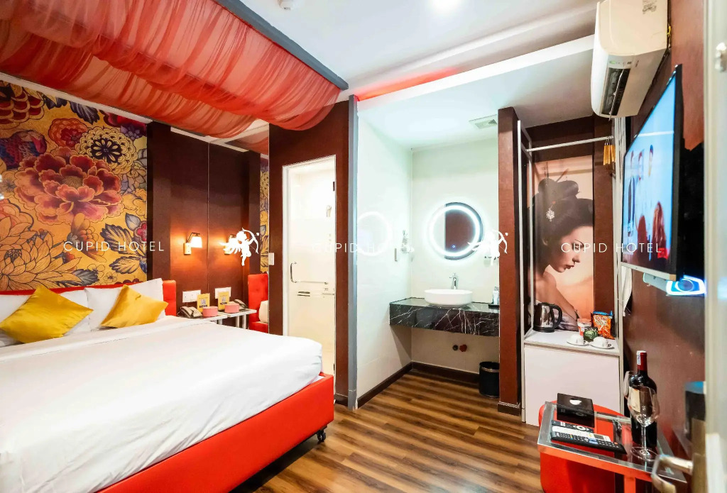 Cupid Hotel 2