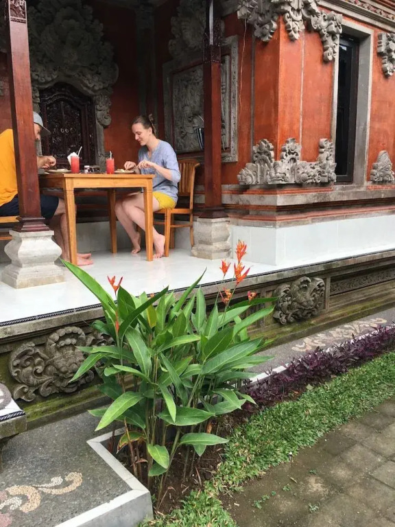 Local Family House