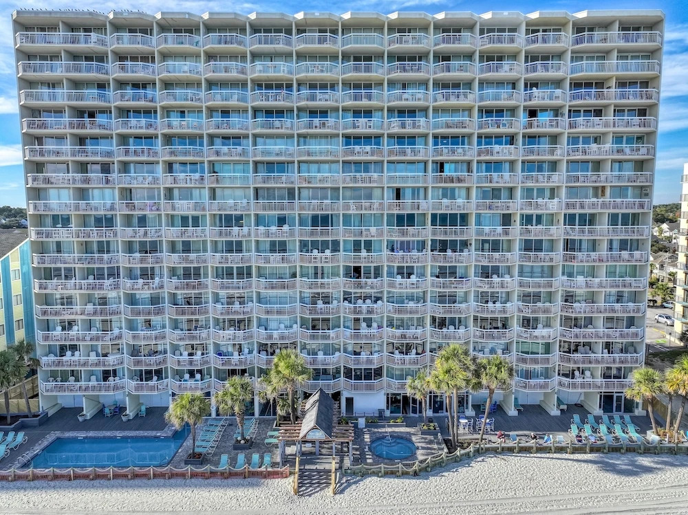 1009 Waters Edge Resort 1 Bedroom Condo by RedAwning