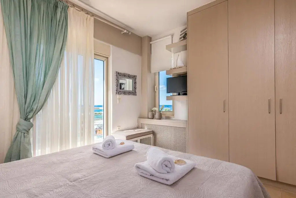 Hersonissos Beach Villa - Your Seafront Retreat by etouri