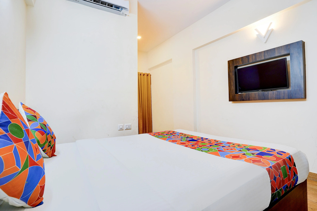 FabHotel GRK Comforts