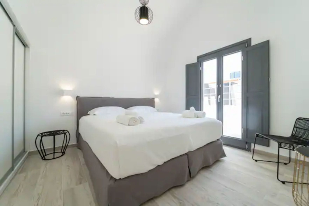 Nostos Apartments