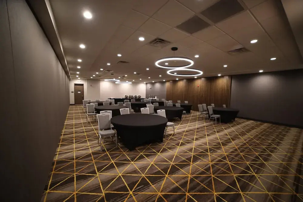 Holiday Inn Nashville Airport by IHG