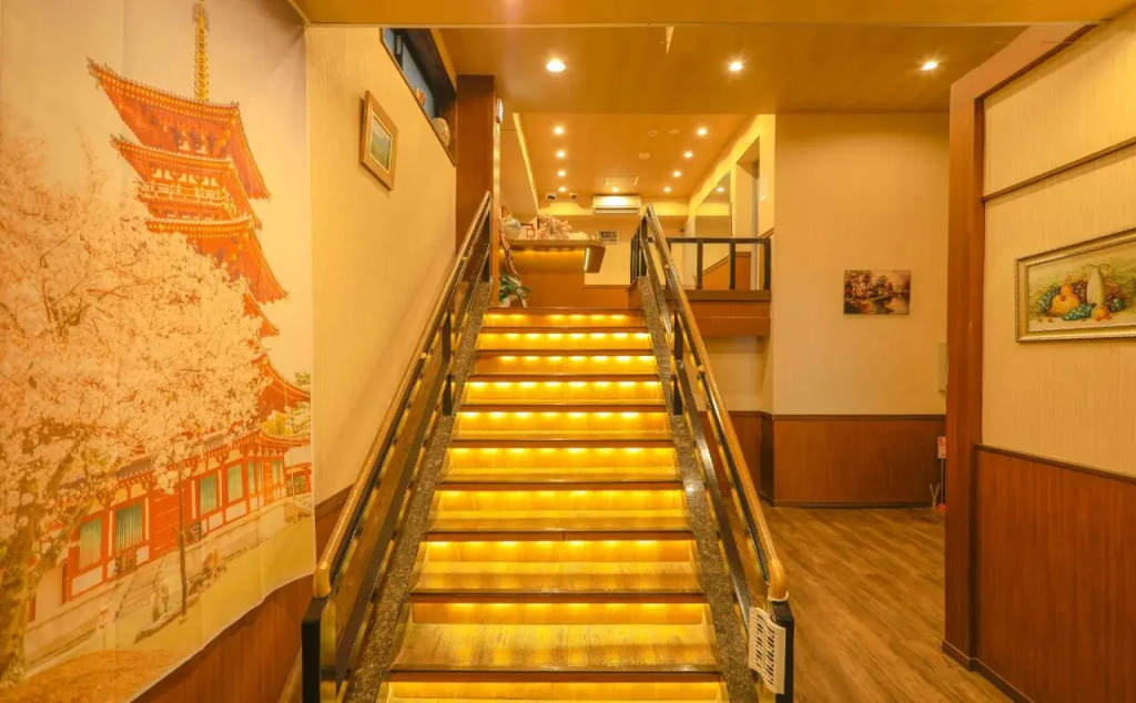 Hotel Naniwa Shinsekai-mae