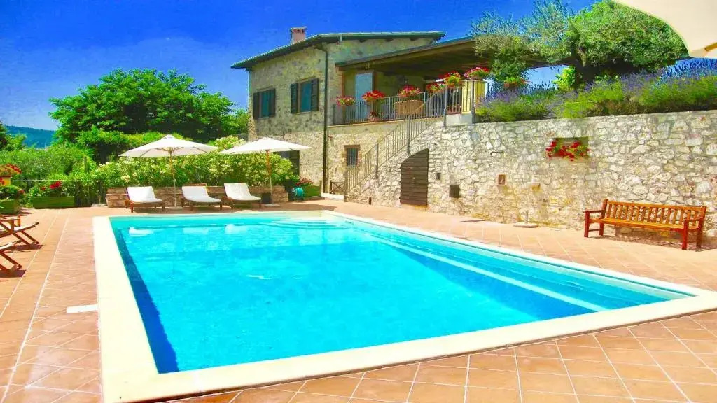 Spoleto Splash : Cisterna/sleeps 2/3/wifi/aircon - Beautiful Views all Around
