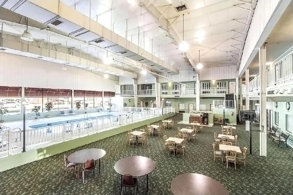 Coratel Inn & Suites by Jasper McCook