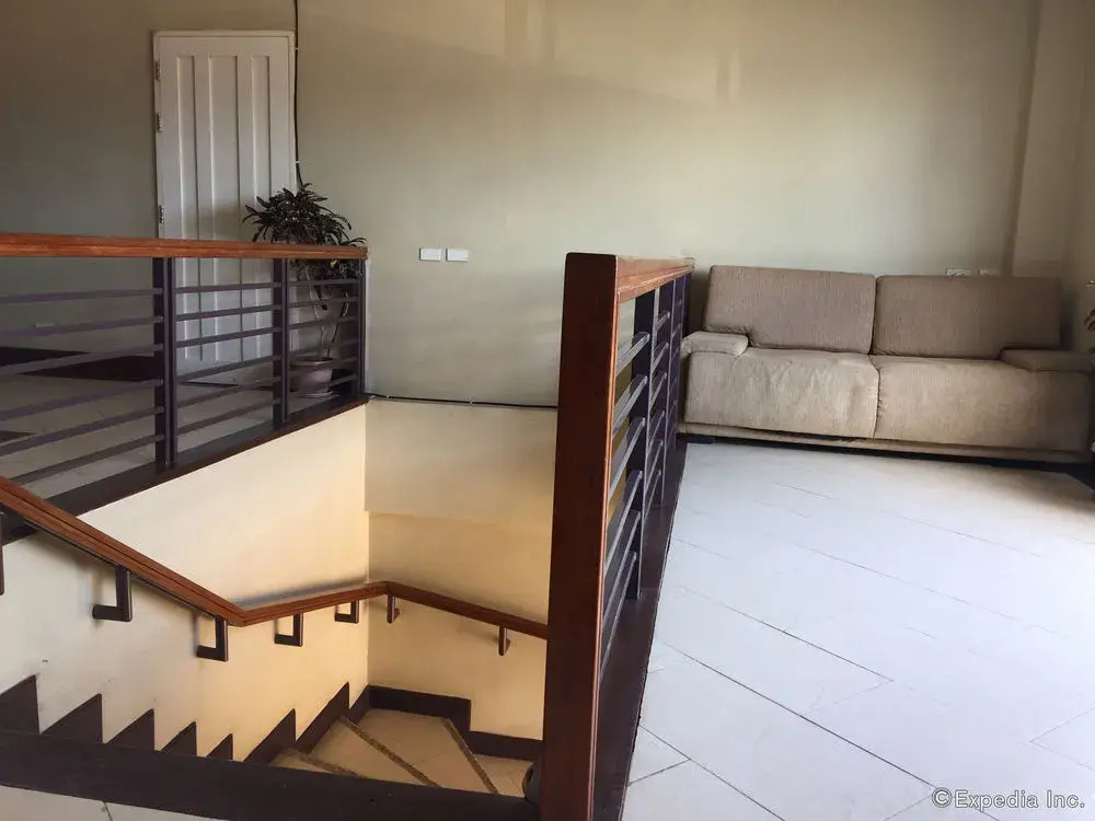 Coron Gateway Hotel and Suites