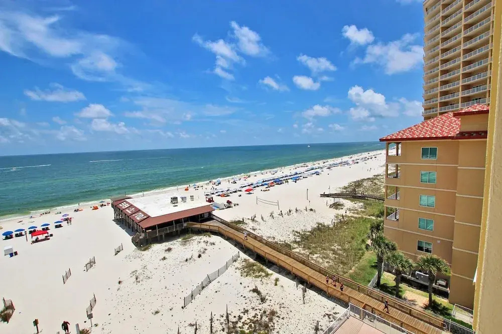 Boardwalk 784