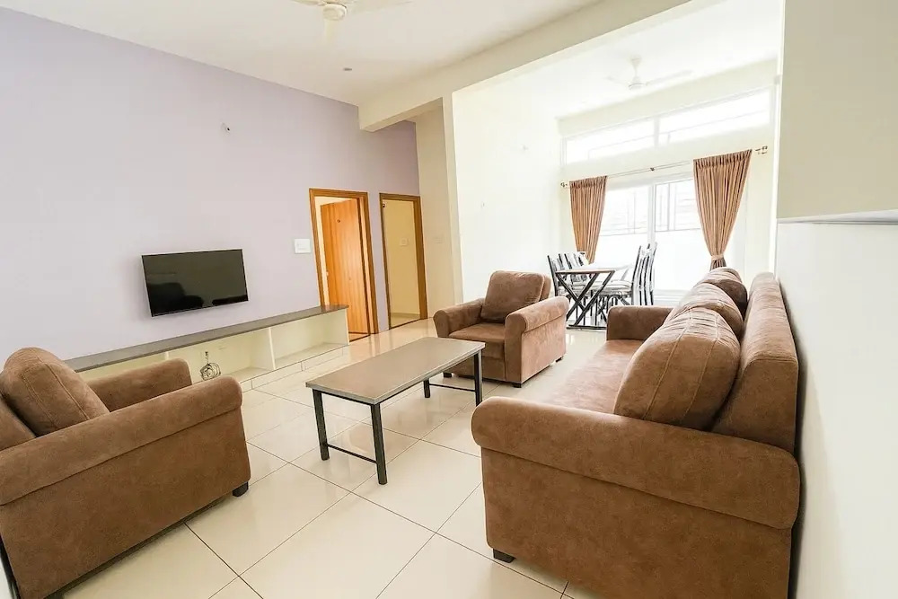 Savi Service Apartments