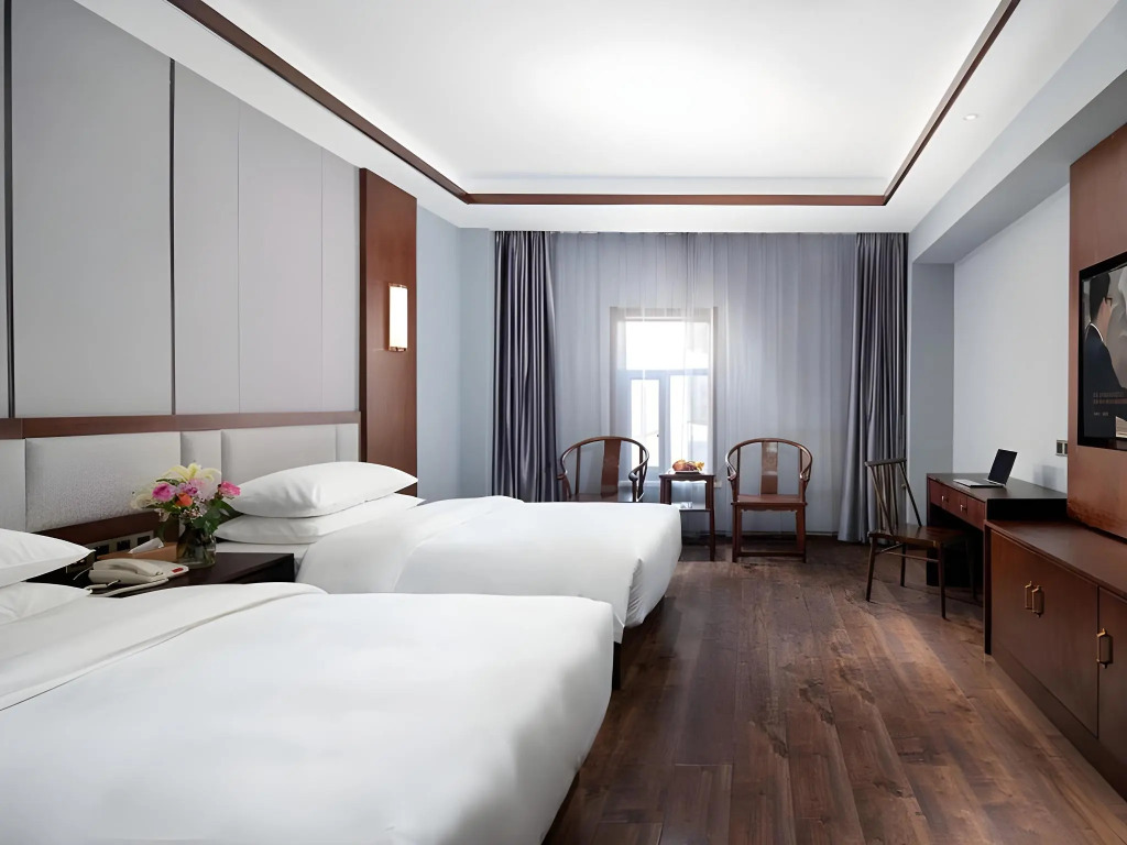 Vienna International Hotel of  Yingbin Road Altay Airport