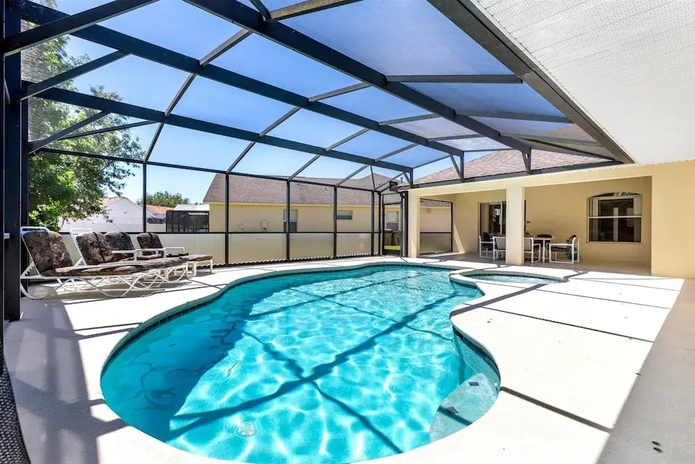 Fantastic 6 Bed Villa With Own Private Pool With No Rear Neighbours