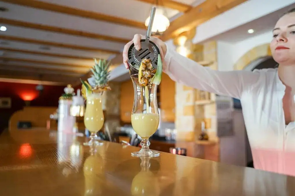 AaRa Hotel