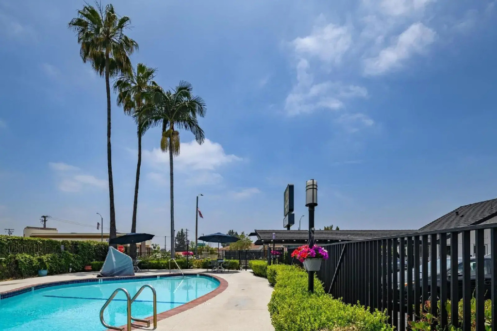 Vagabond Inn Whittier