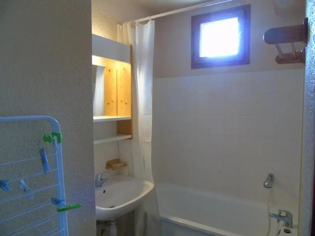 Appartement Valfréjus, 2 pièces, 6 personnes - FR-1-561-18