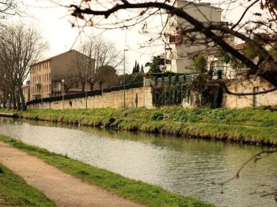 canal cottage